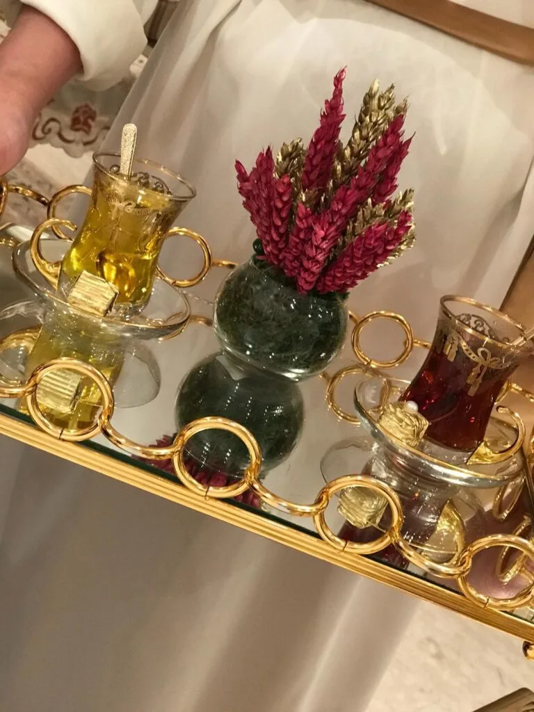 خدمة ضيافة رجالية